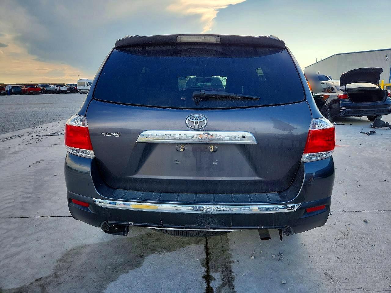 2012 Toyota Highlander Se - Image 6