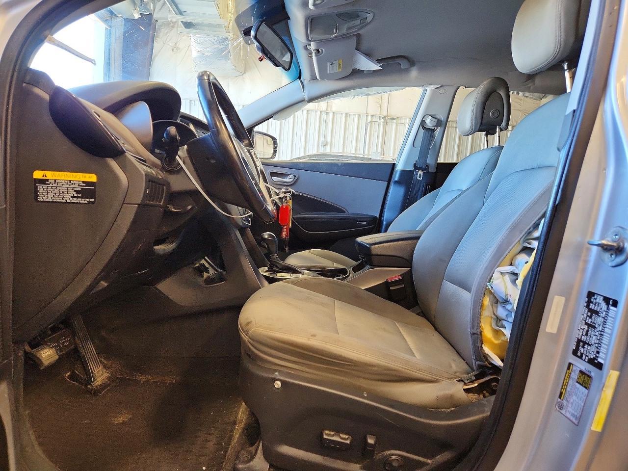 2014 Hyundai Santa Fe Sport 2.4L - Image 7
