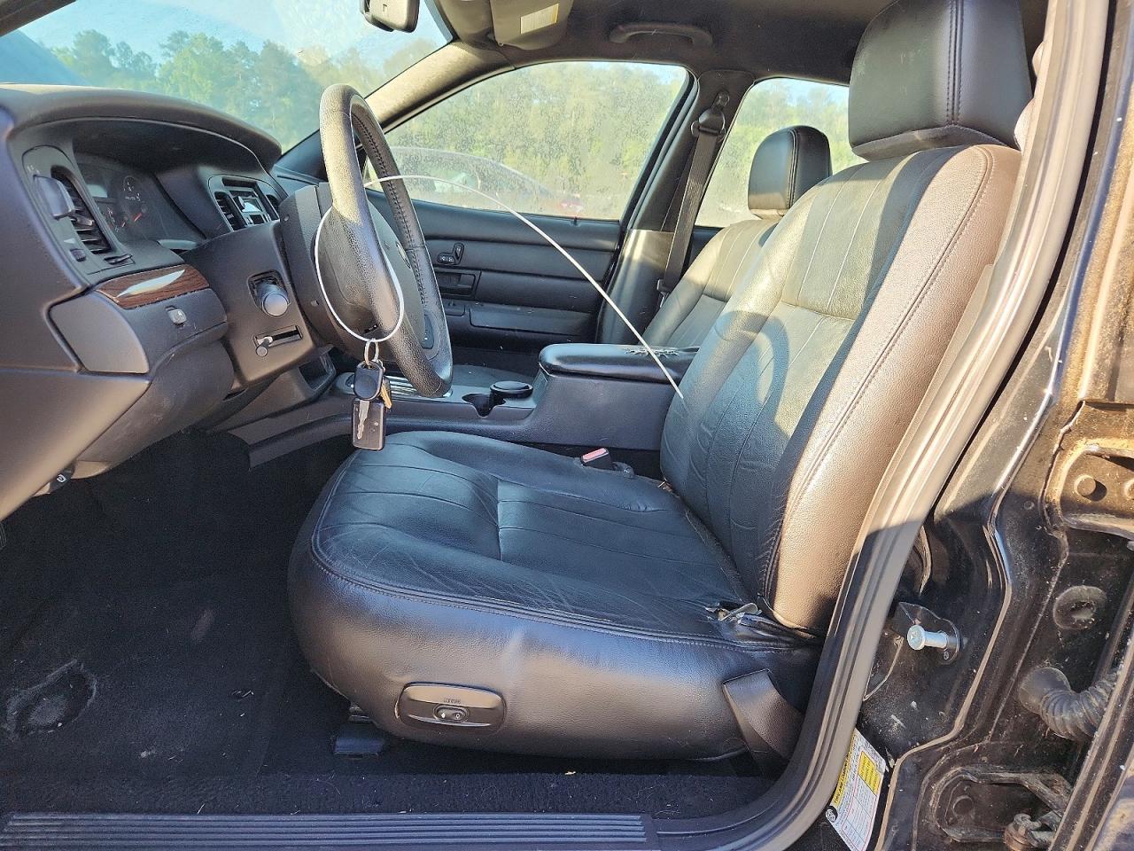 2007 Ford Crown Victoria - Фото 7