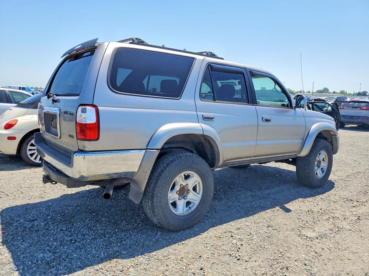 2002 Toyota 4Runner Sr5 - Фото 3