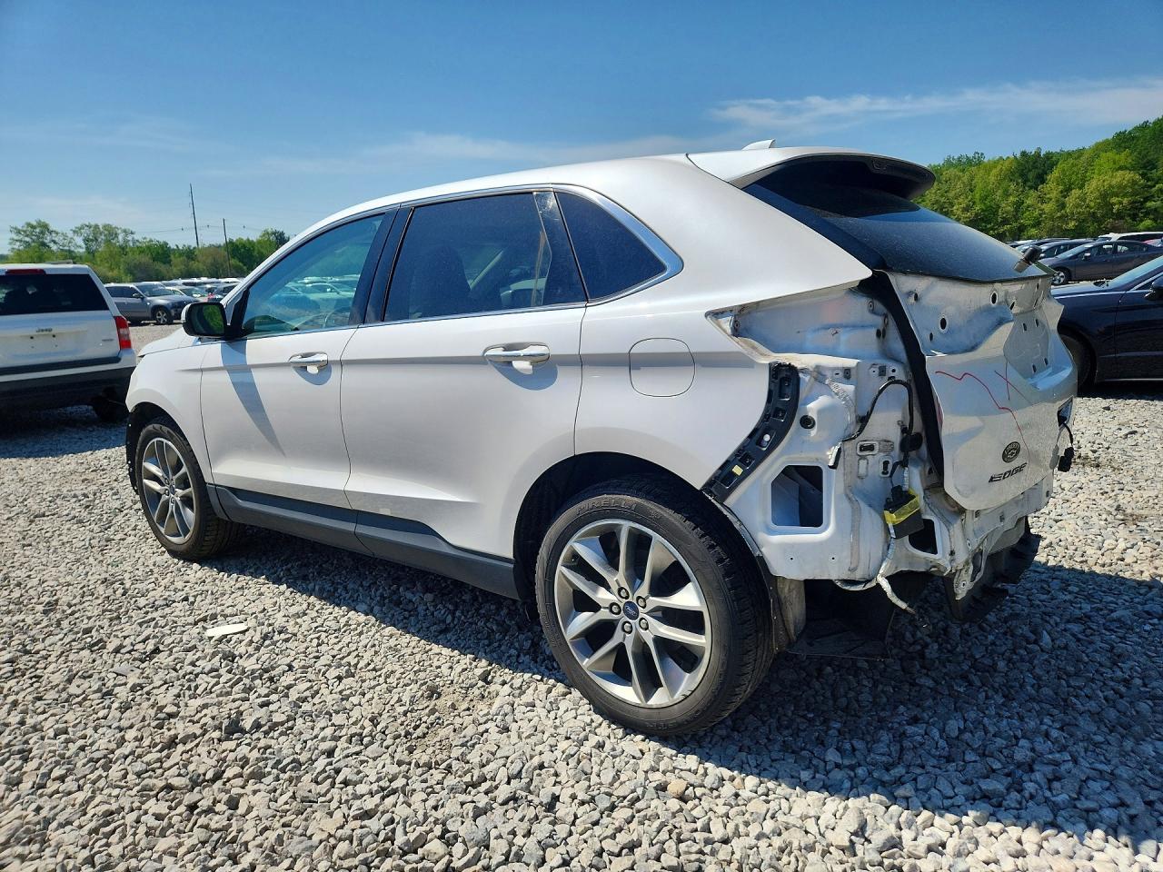 2016 Ford Edge Titanium - Фото 2