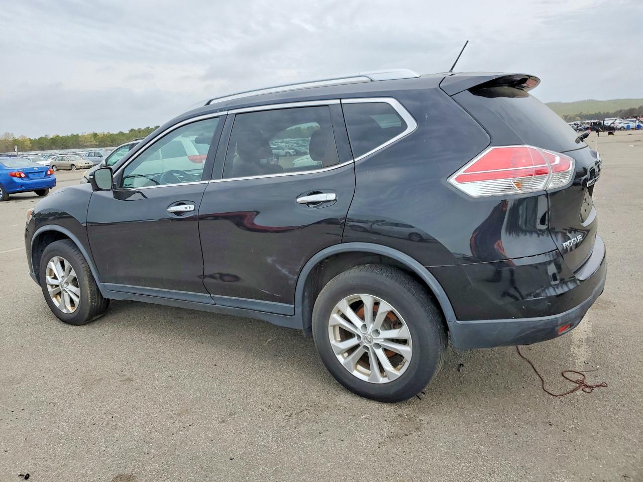 2016 Nissan Rogue Sv - Фото 2