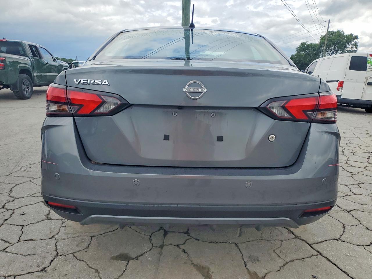 2023 Nissan Versa S - Фото 6