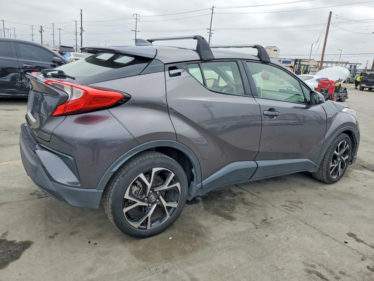 2019 Toyota C-Hr Xle - Фото 3