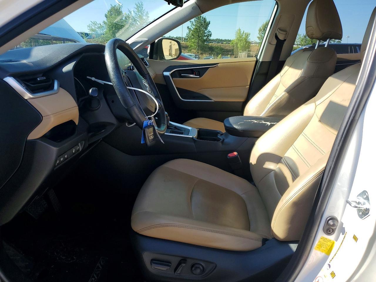 2019 Toyota Rav 4 - Image 7