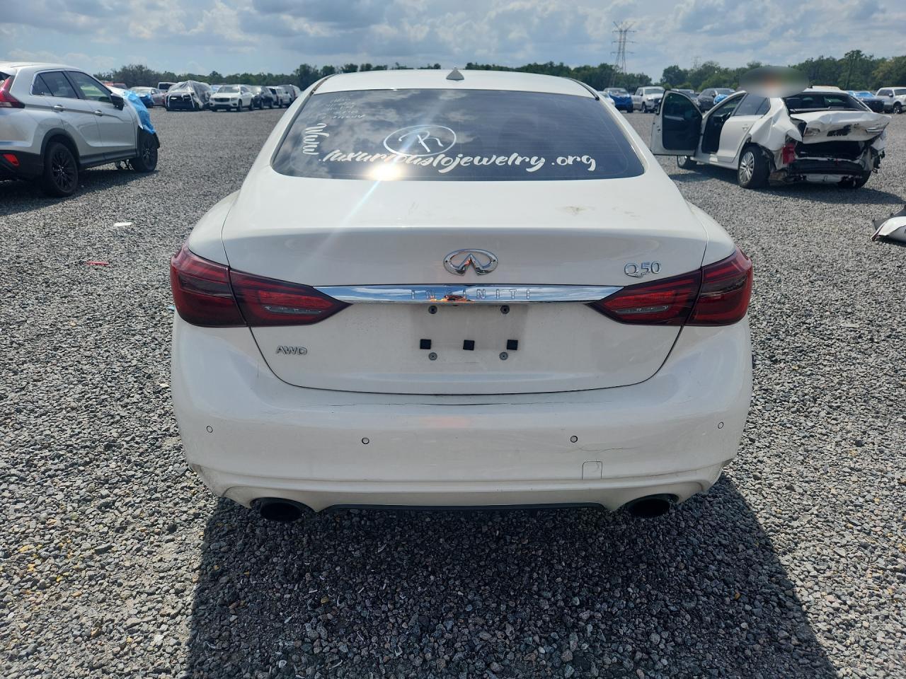2018 Infiniti Q50 3.0T Luxe - Image 6