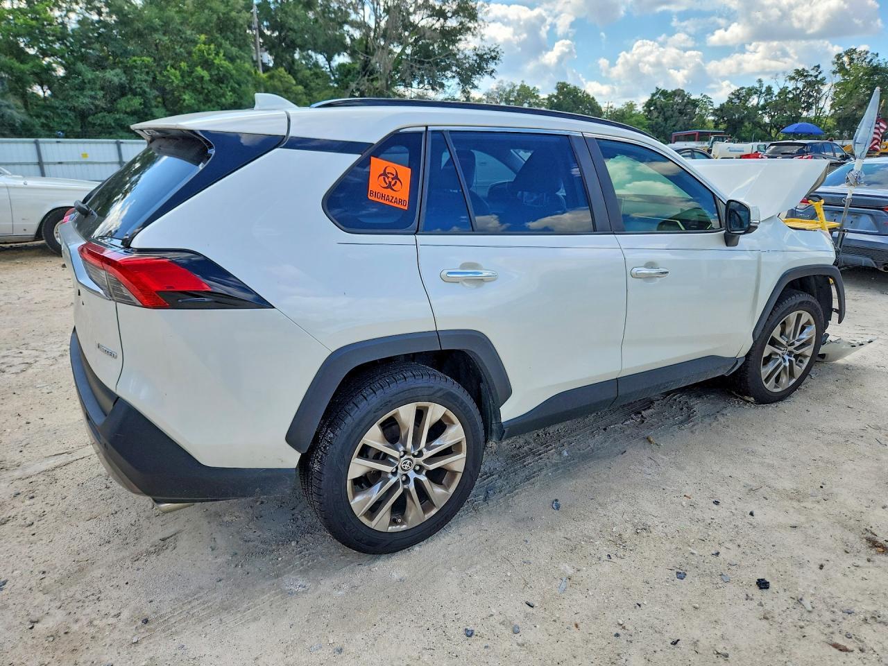 2020 Toyota Rav4 Limited - Фото 3