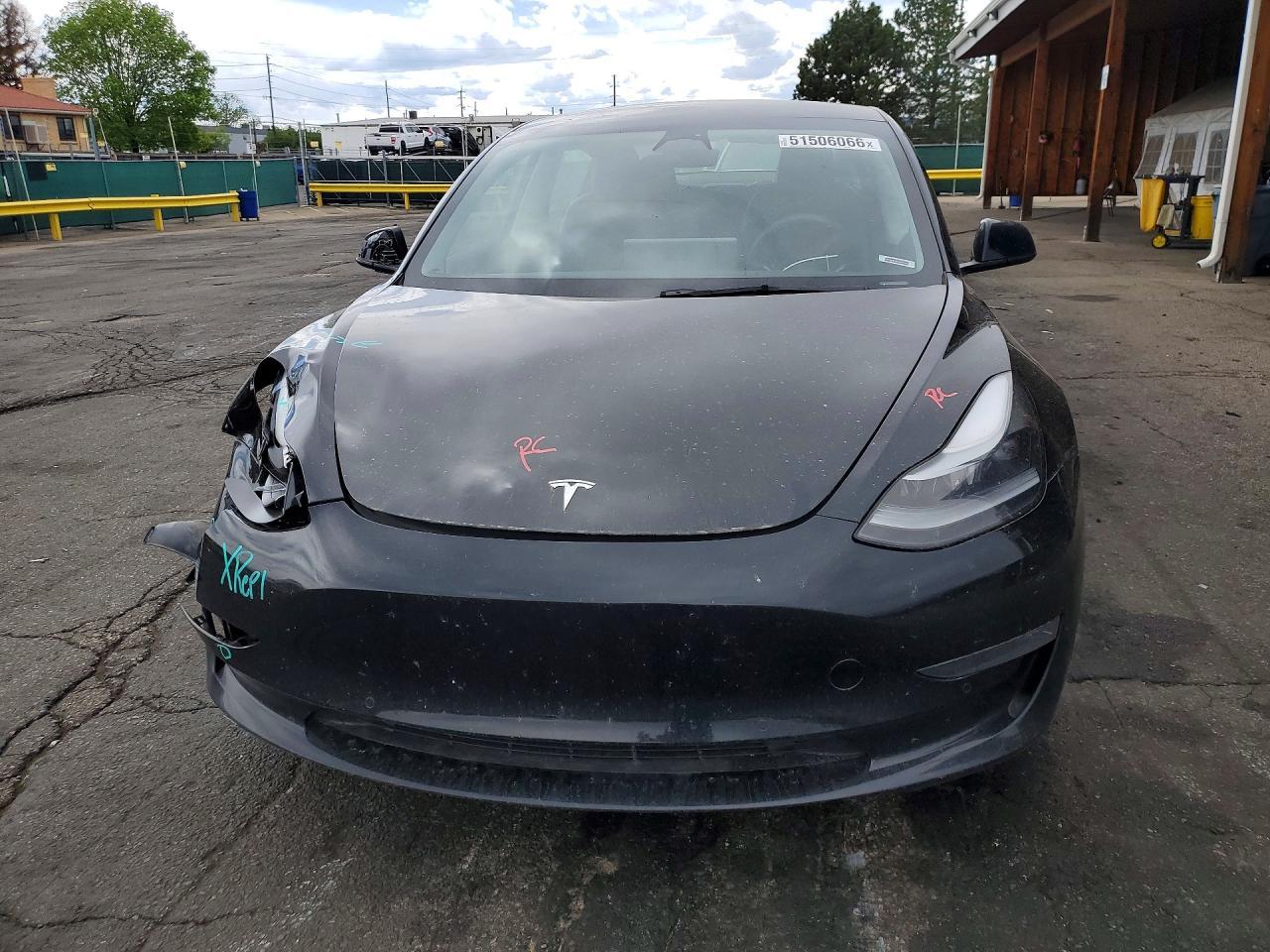 2022 Tesla Model 3 - Фото 5