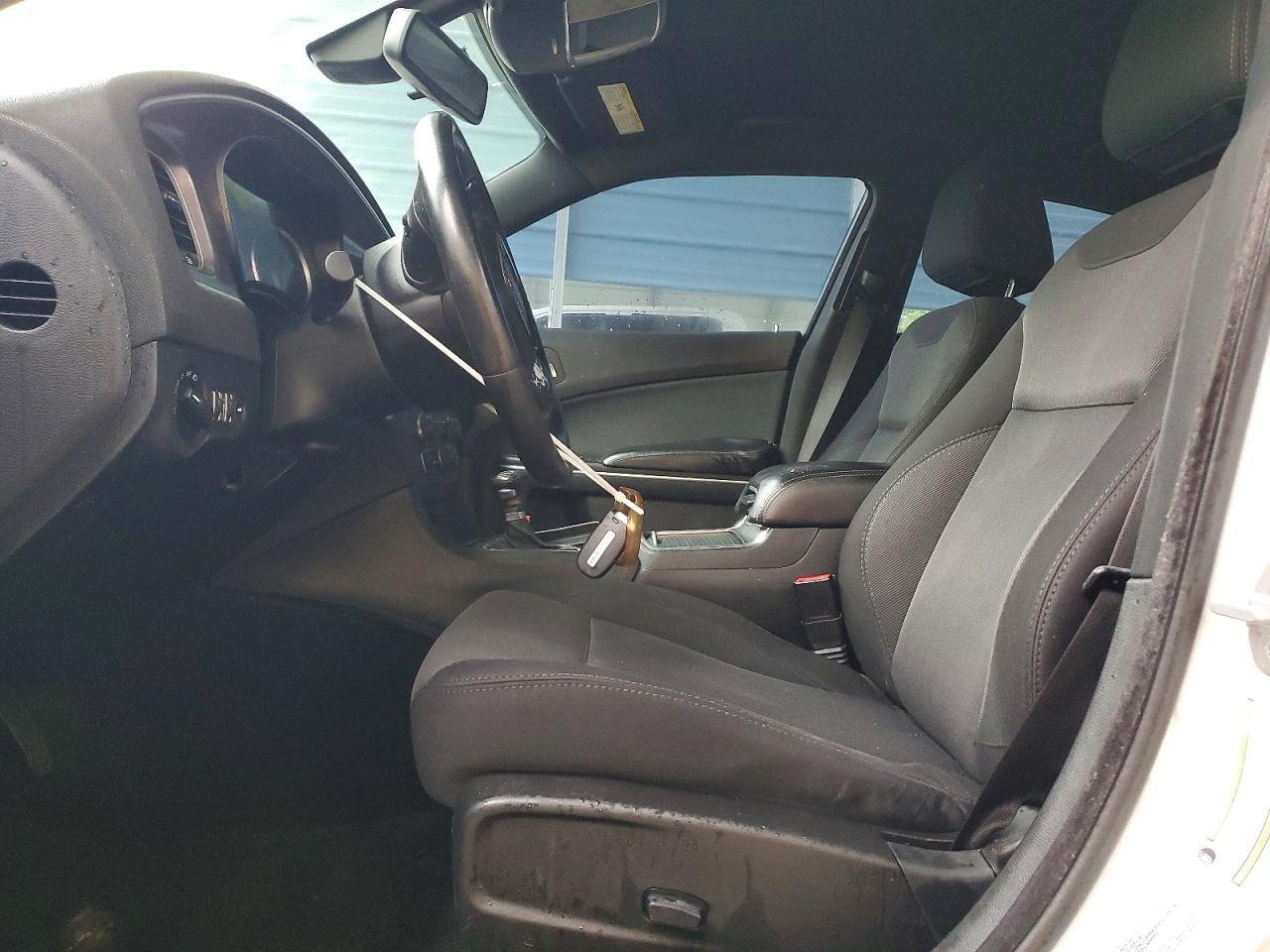 2015 Dodge Charger Se - Image 7