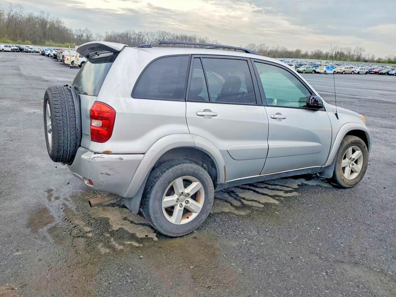 2004 Toyota Rav4 Base - Image 3