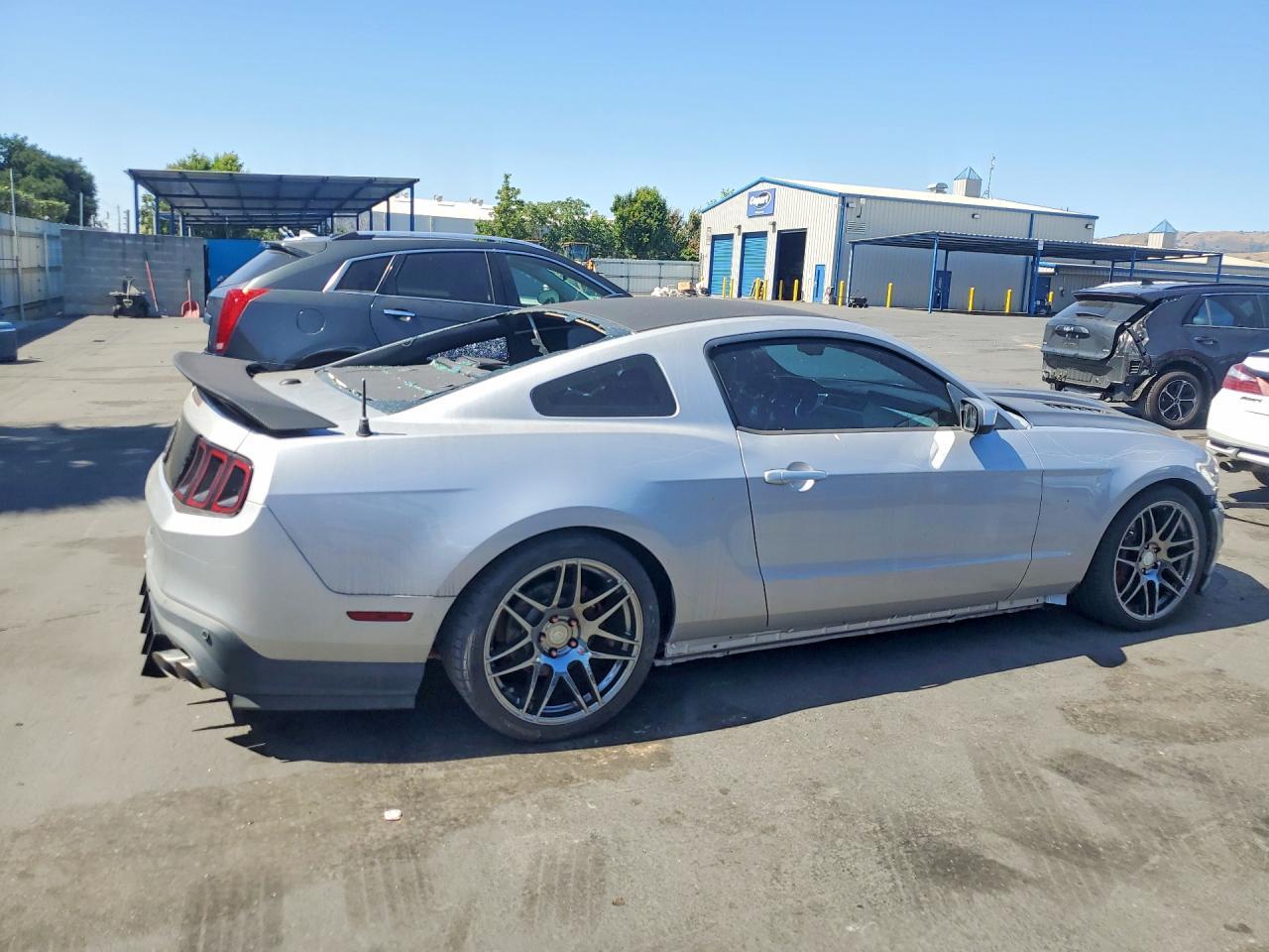 2012 Ford Mustang Gt - Фото 3
