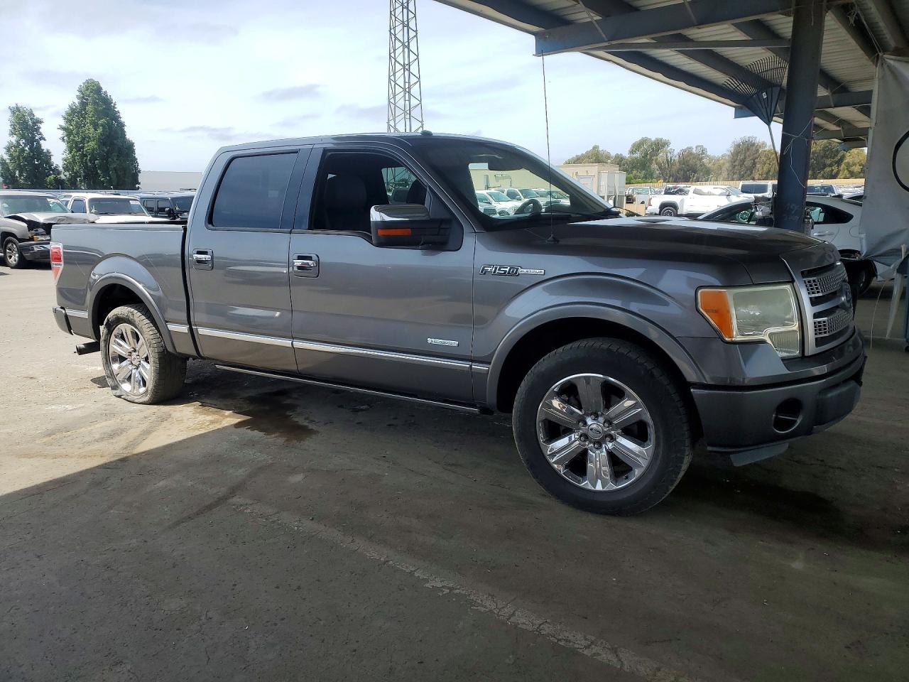 2011 Ford F150 Supercrew - Image 4