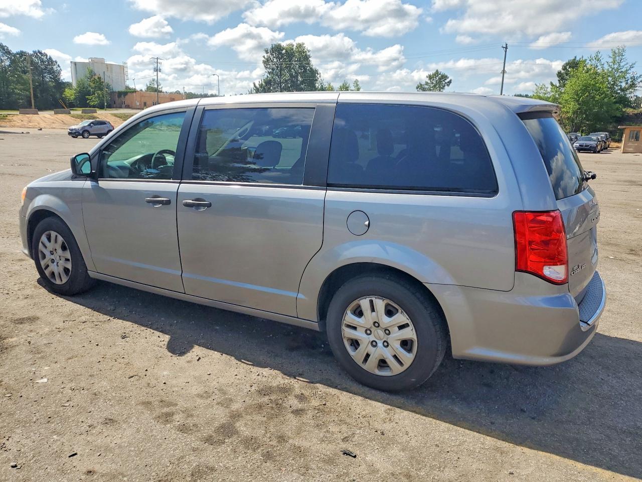 2019 Dodge Grand Caravan Se - Фото 2