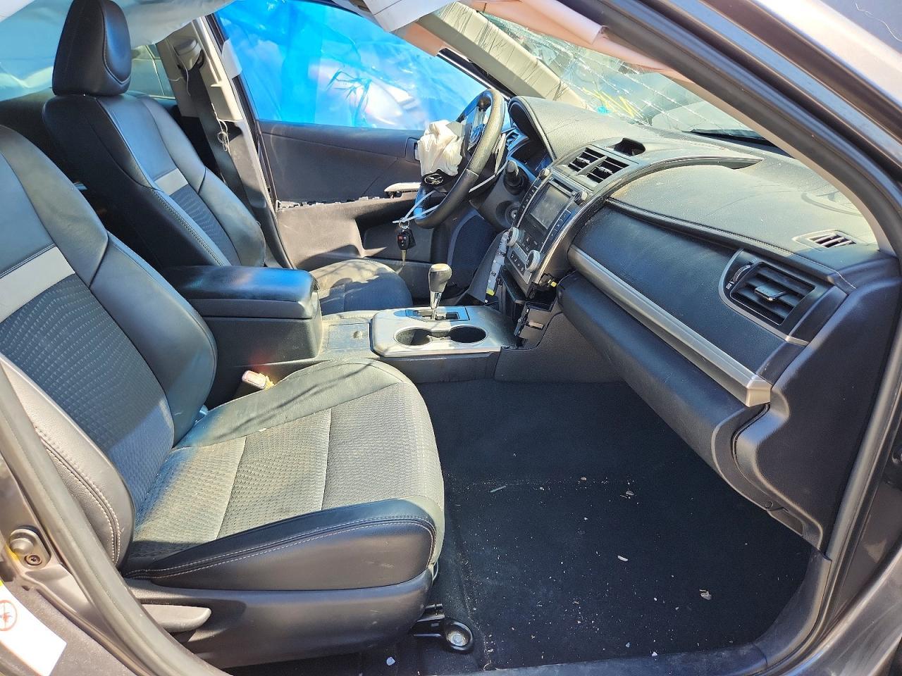 2012 Toyota Camry Se - Image 7