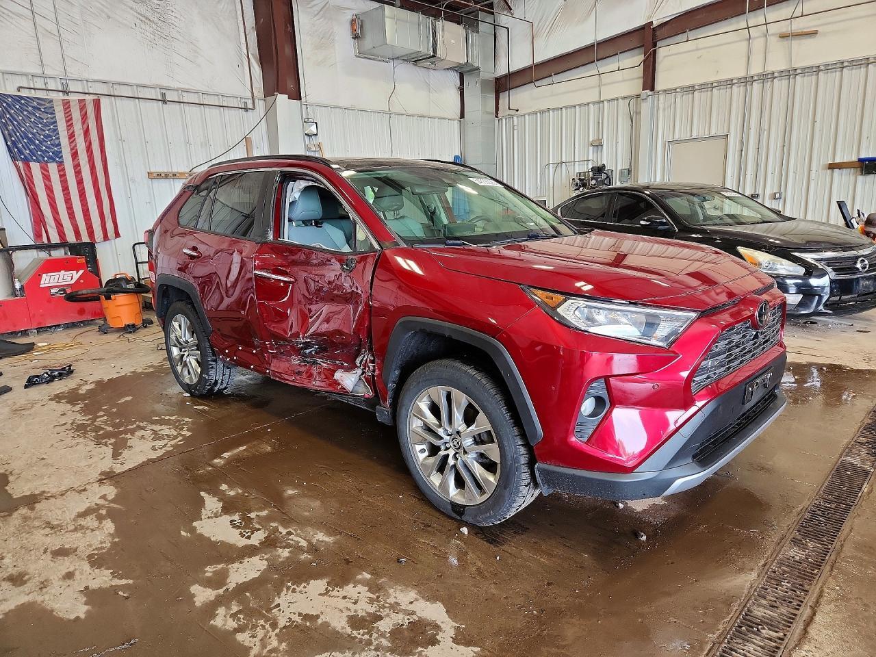2021 Toyota Rav4 Limited - Фото 4