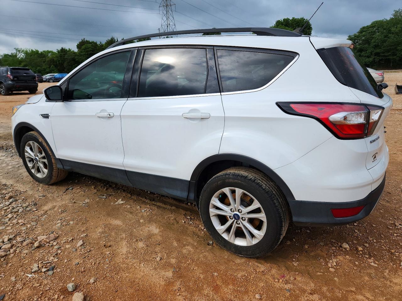 2018 Ford Escape Se - Фото 2