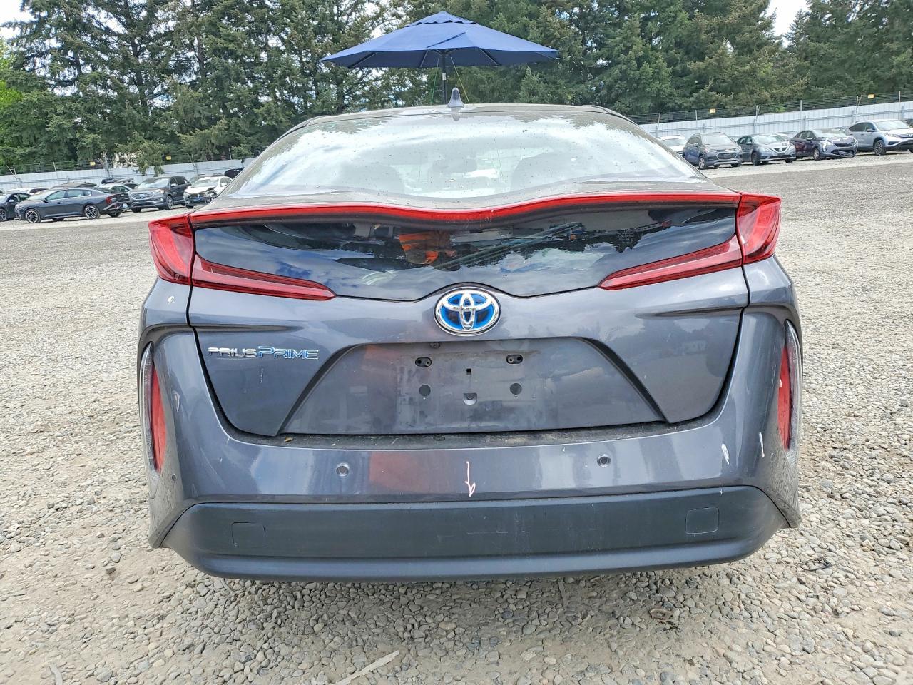 2017 Toyota Prius Prime Advanced - Фото 6