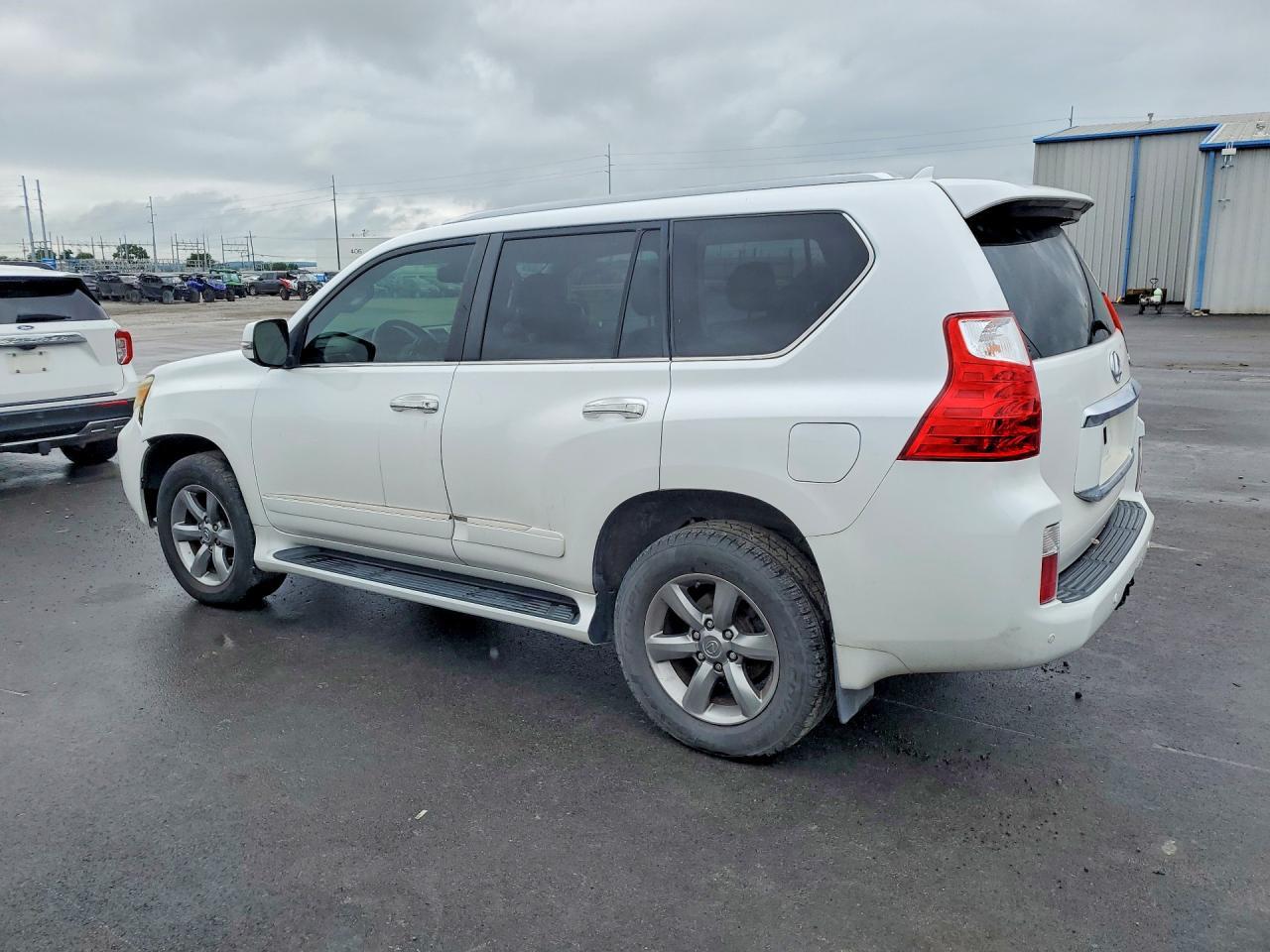 2012 Lexus Gx 460 Premium - Image 2