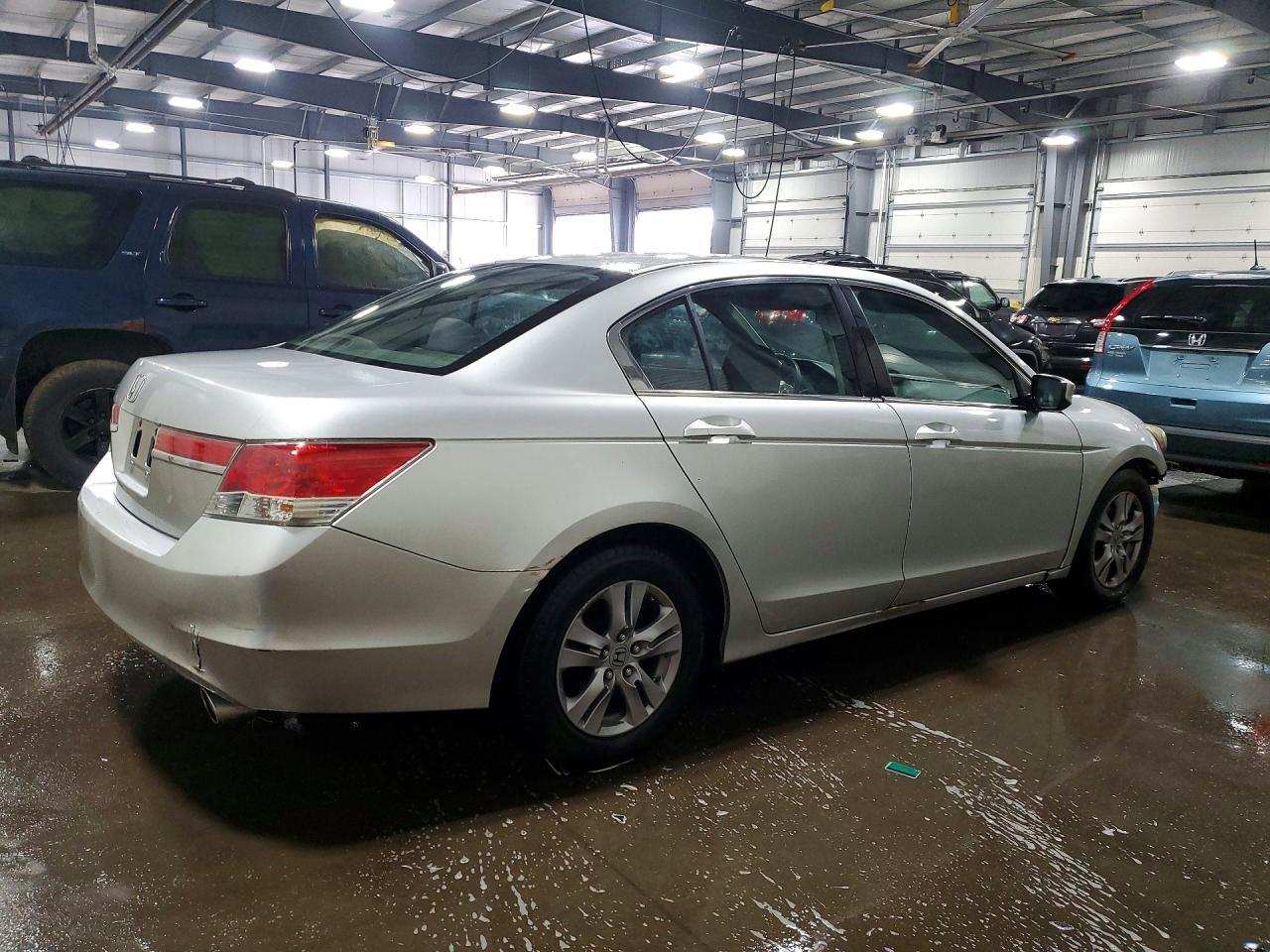 2012 Honda Accord Lxp - Фото 3