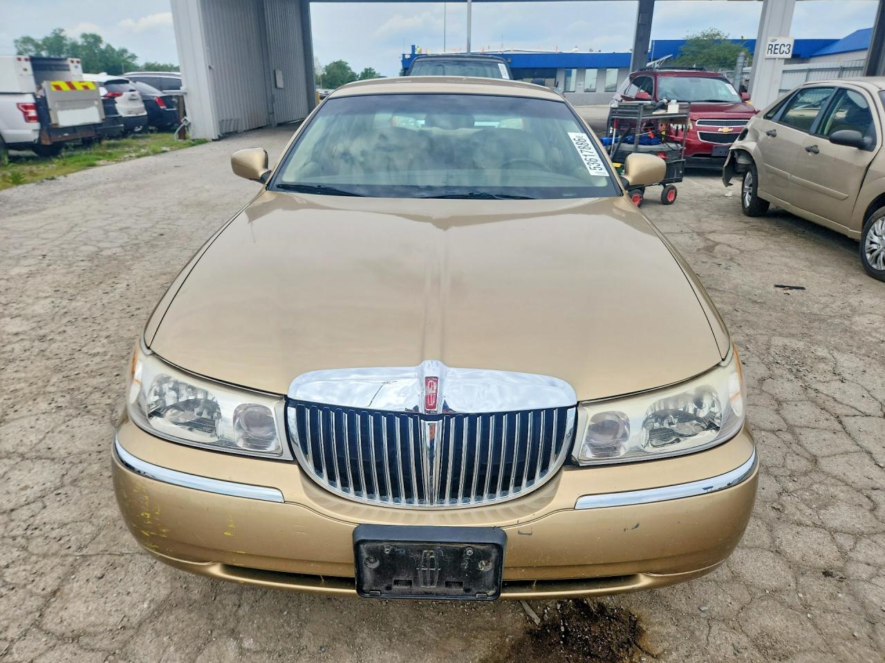 1998 Lincoln Town Car Executive - Фото 5