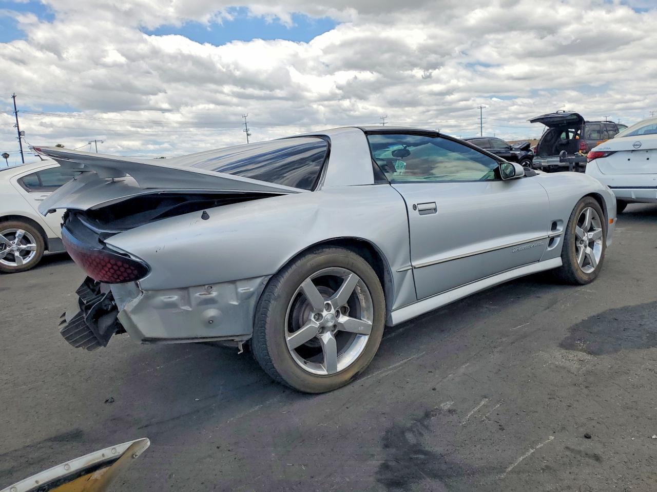 2002 Pontiac Firebird Formula - Фото 3
