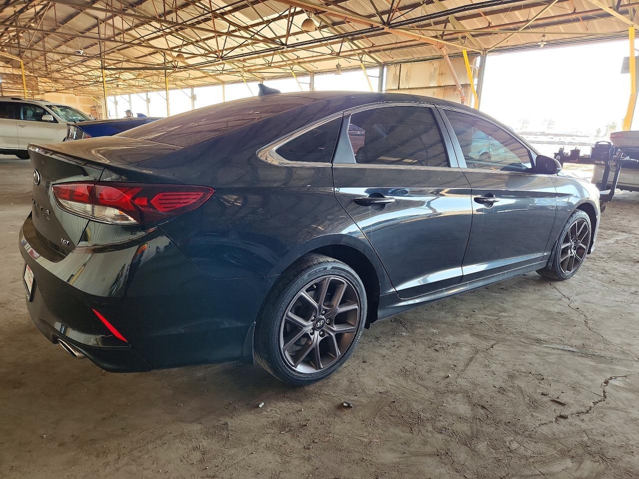 2018 Hyundai Sonata Eco - Фото 3