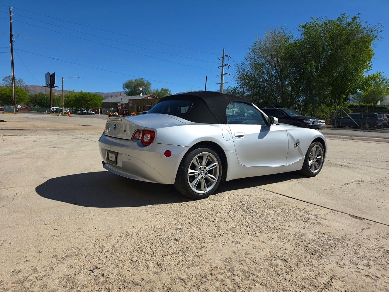 2005 BMW Z4 3.0 - Image 4