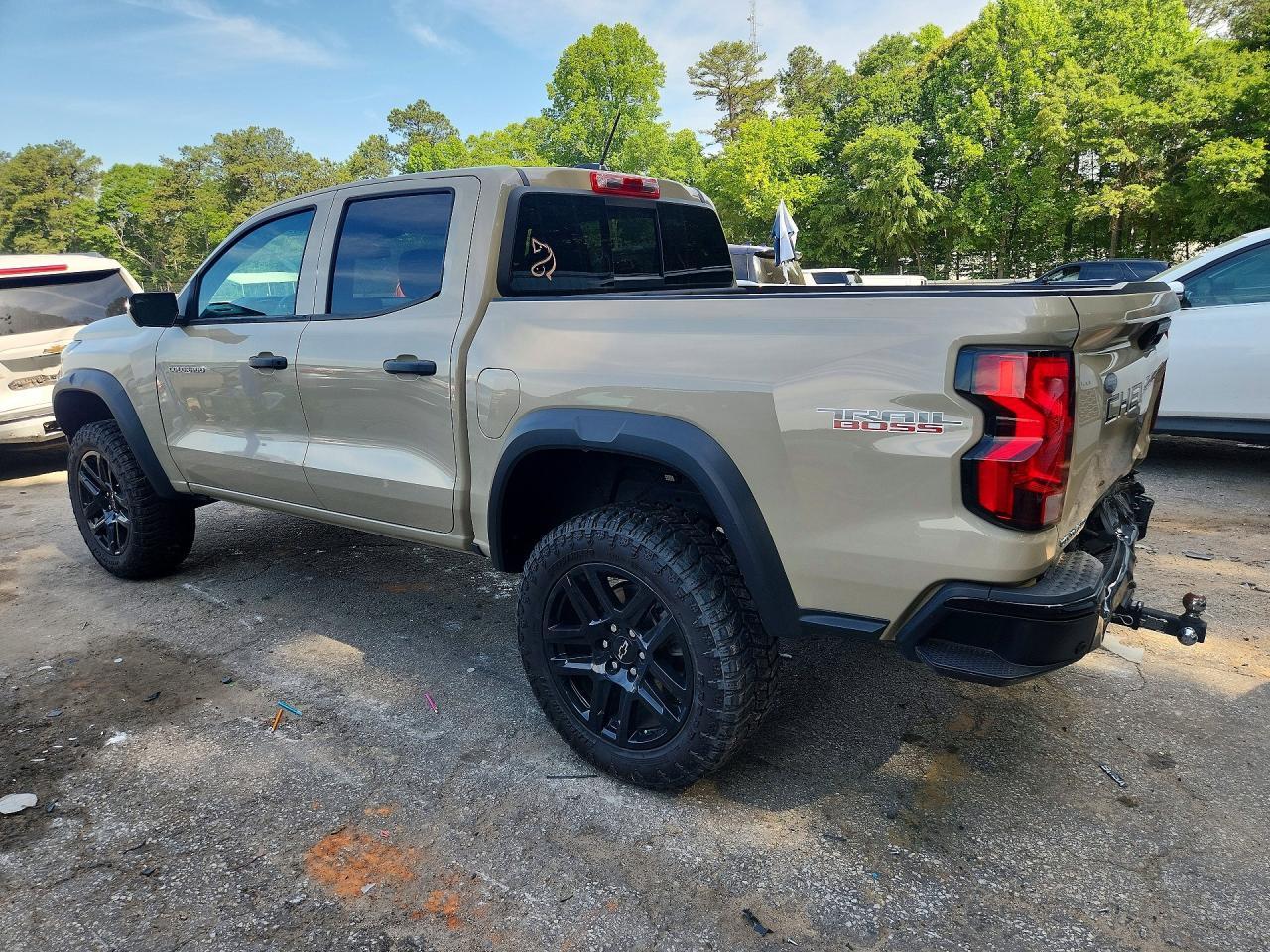 2024 Chevrolet Colorado Trail Boss - Фото 2