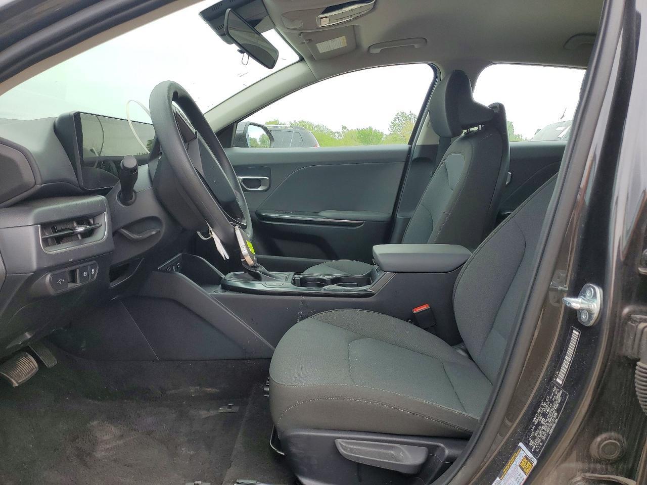 2025 Kia K4 Lx - Image 7