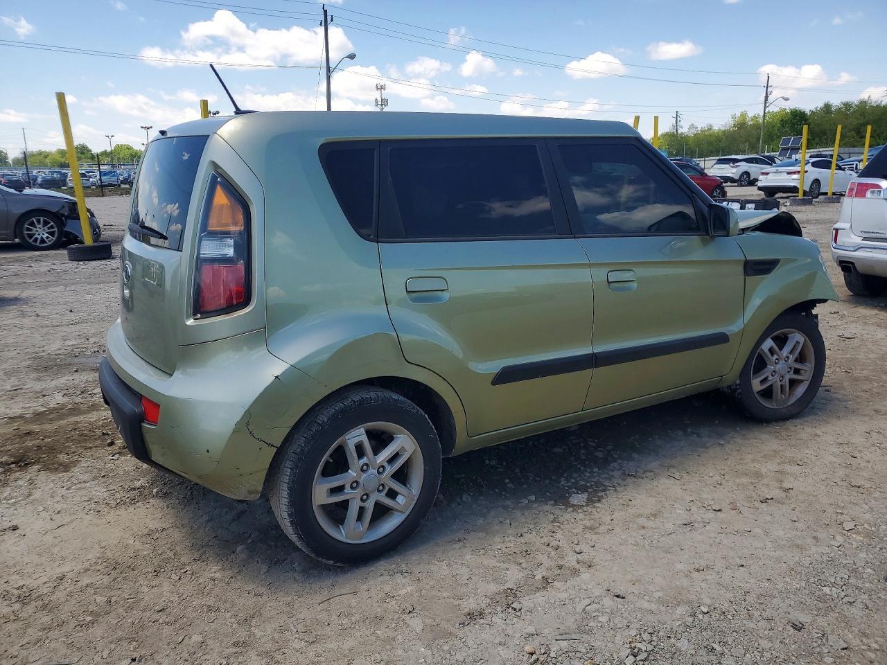 2010 Kia Soul + - Image 3