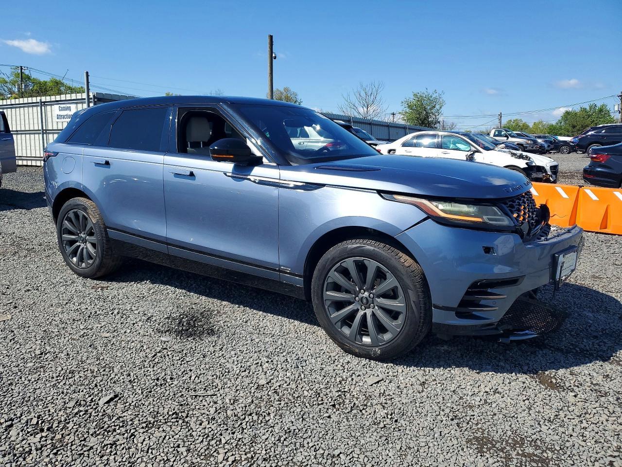 2020 Land Rover Range Rover Velar R-Dynamic S - Image 4