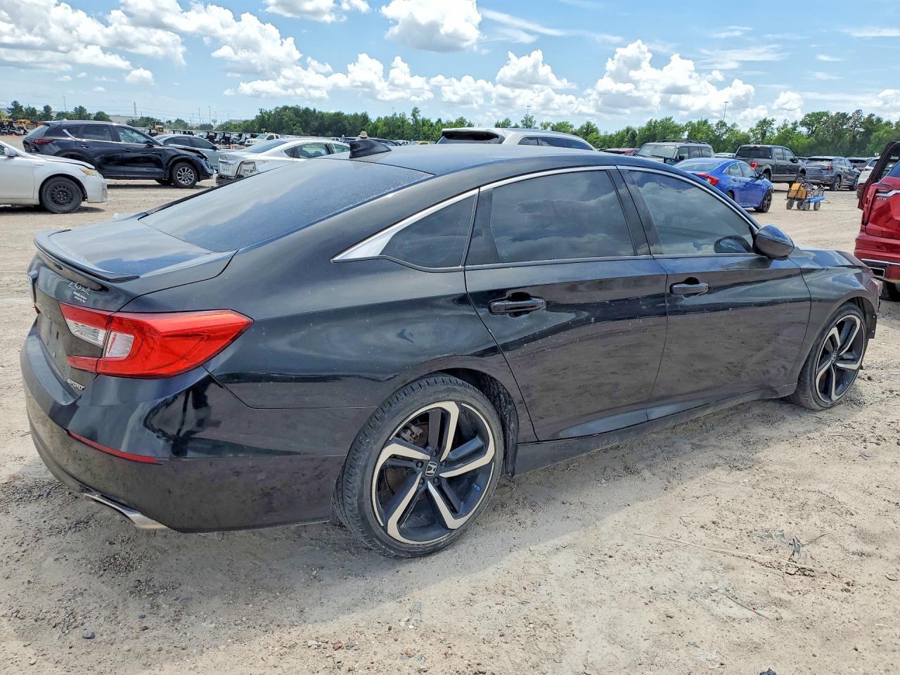 2021 Honda Accord Sport - Фото 3
