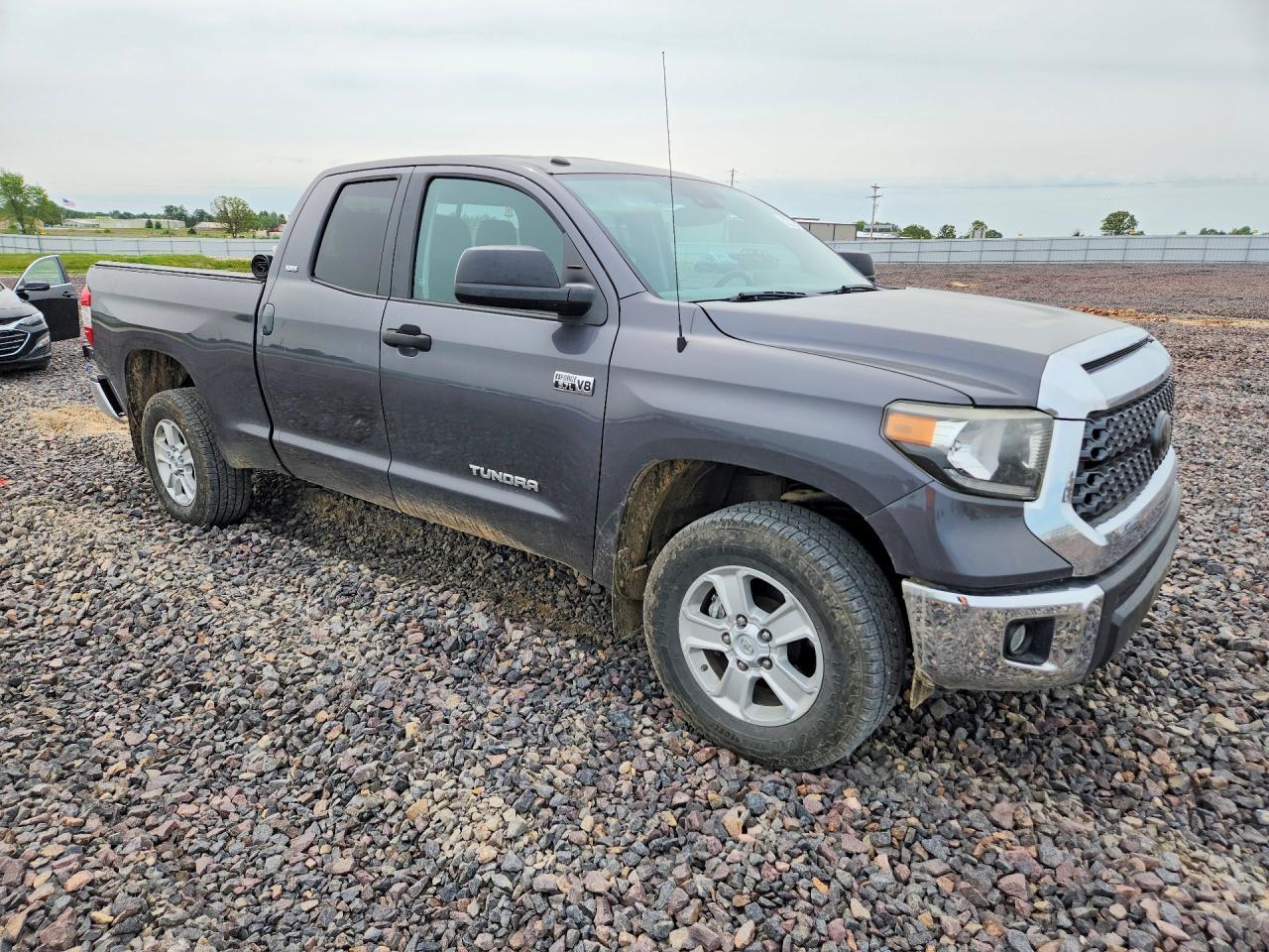 2018 Toyota Tundra Sr5 - Image 4