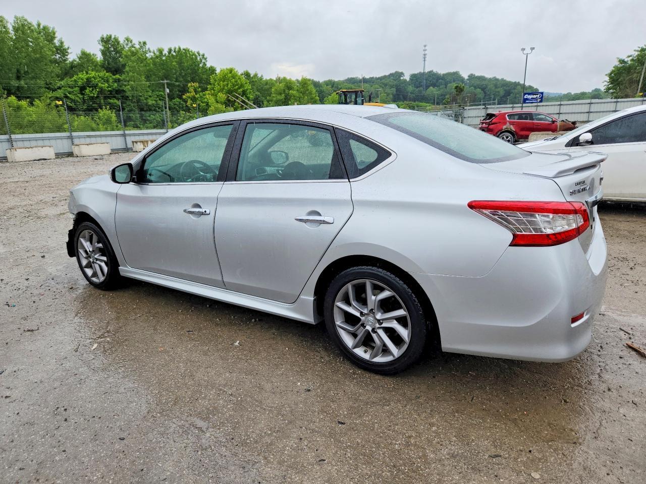 2015 Nissan Sentra Sr - Фото 2