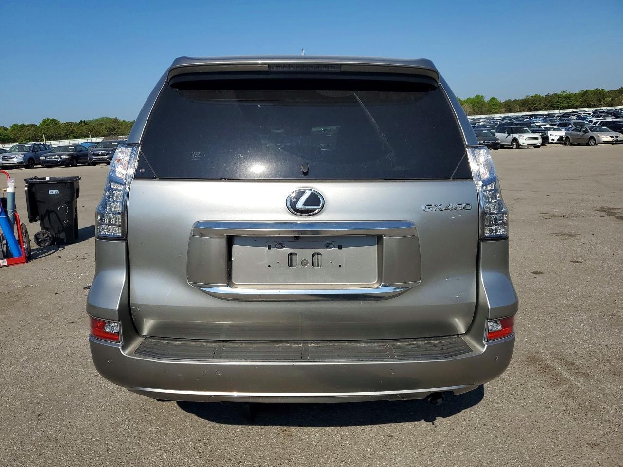 2021 Lexus Gx 460 Premium - Image 6