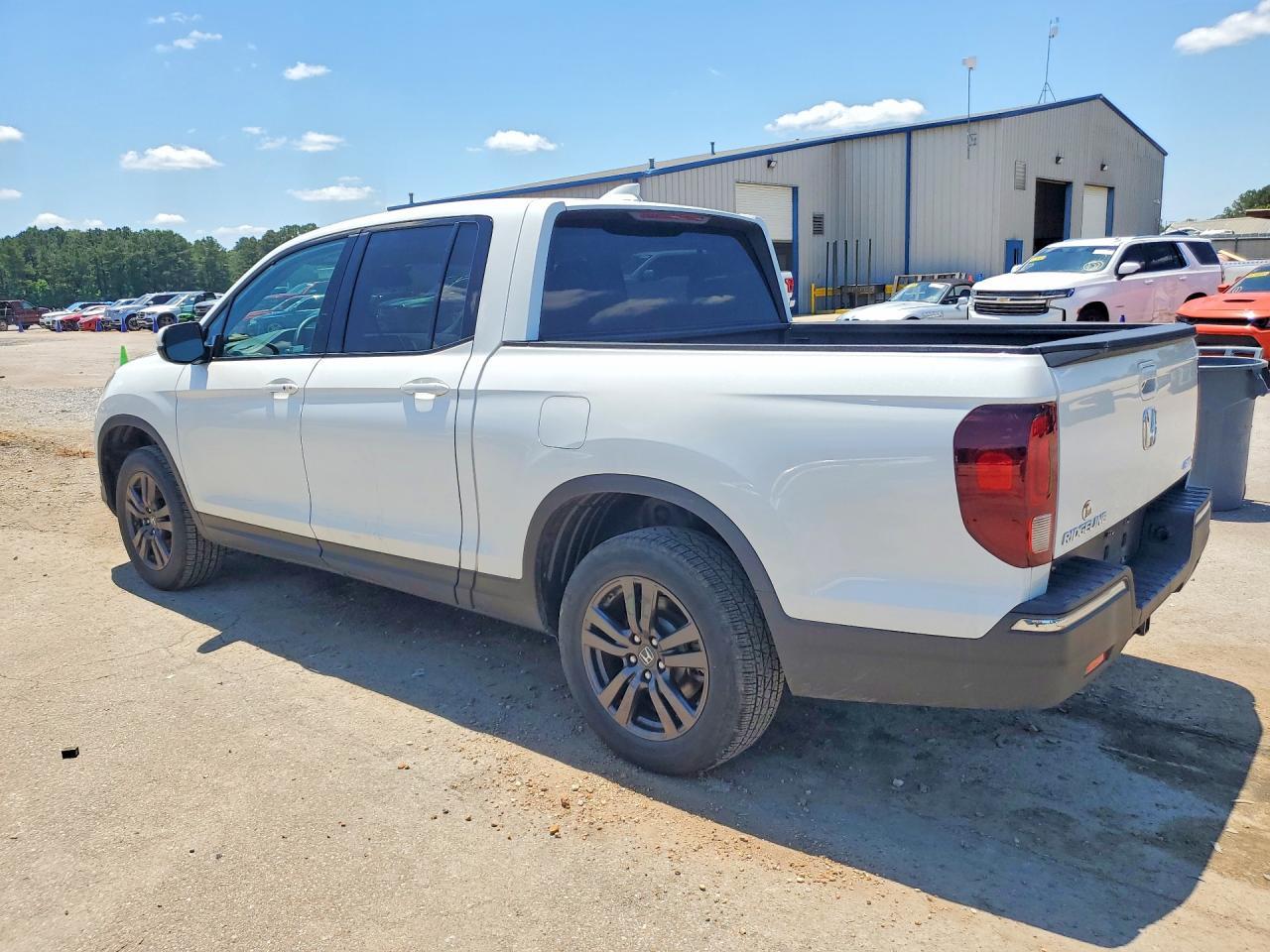 2020 Honda Ridgeline Sport - Image 2