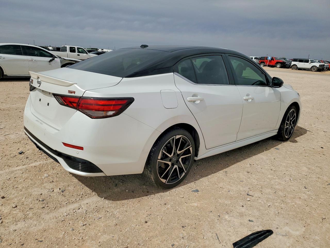 2024 Nissan Sentra Sr - Фото 3