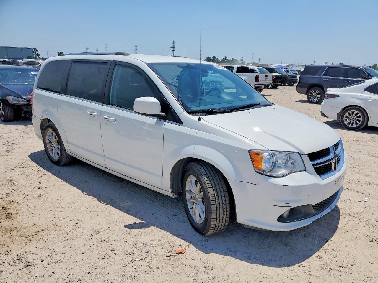 2019 Dodge Grand Caravan Sxt - Image 4