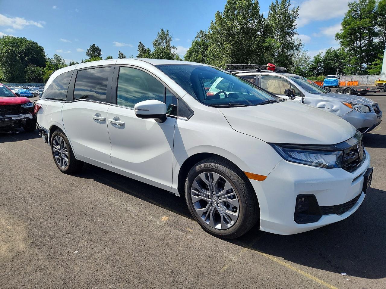 2026 Honda Odyssey Touring - Фото 4