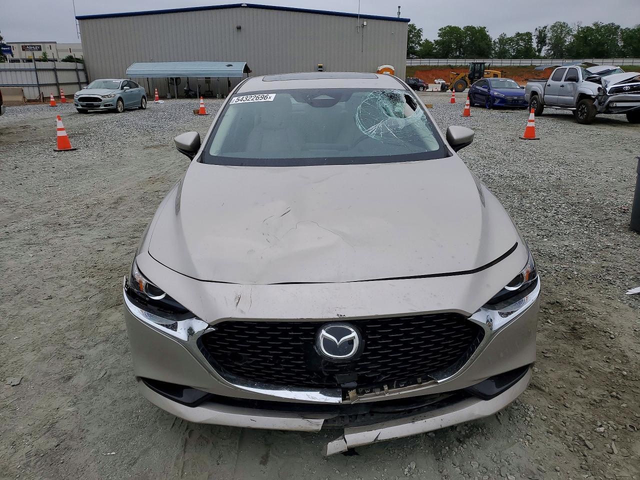 2024 Mazda 3 Preferred - Image 5