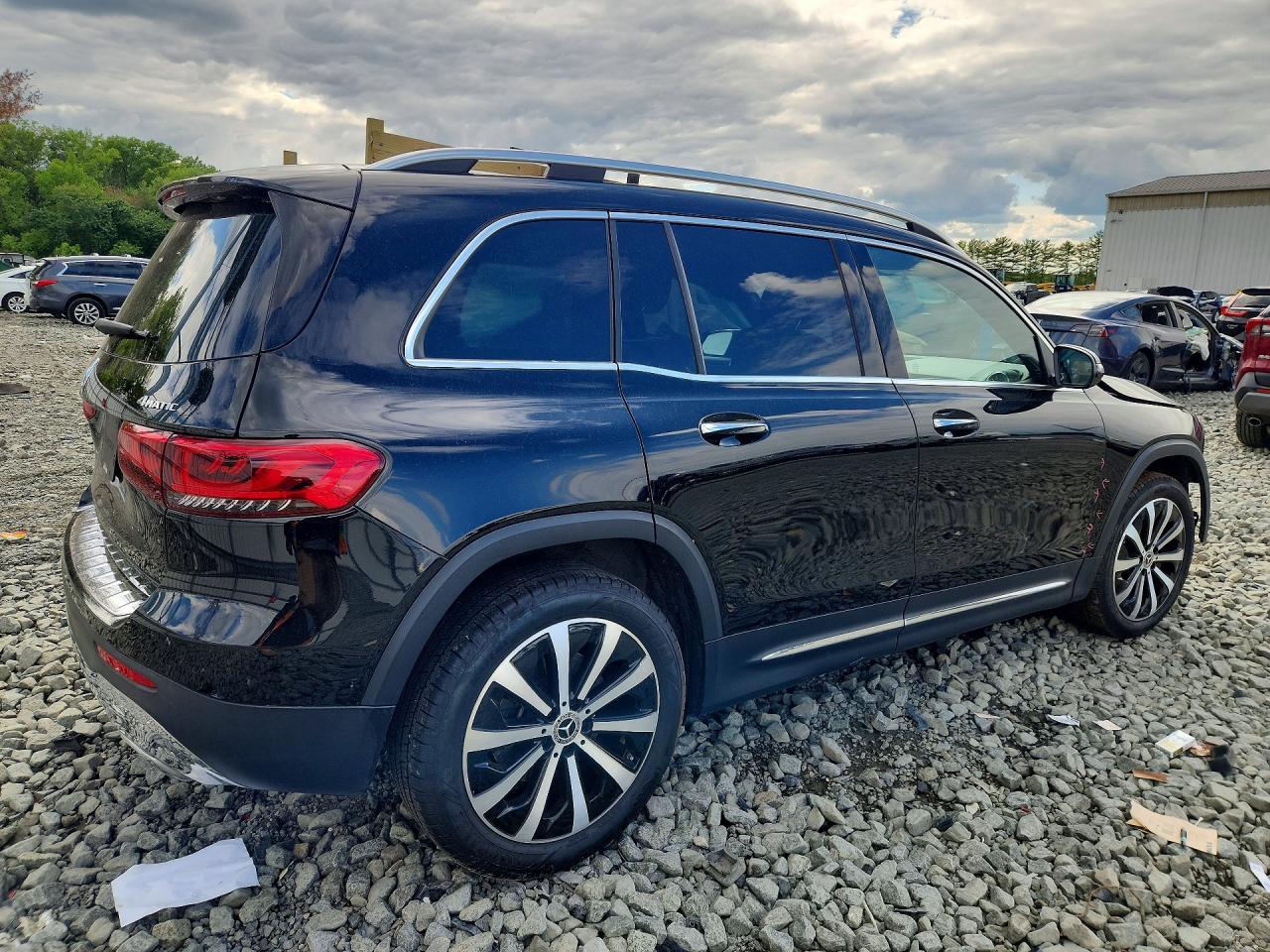 2022 Mercedes-Benz Glb 250 4Matic - Image 3