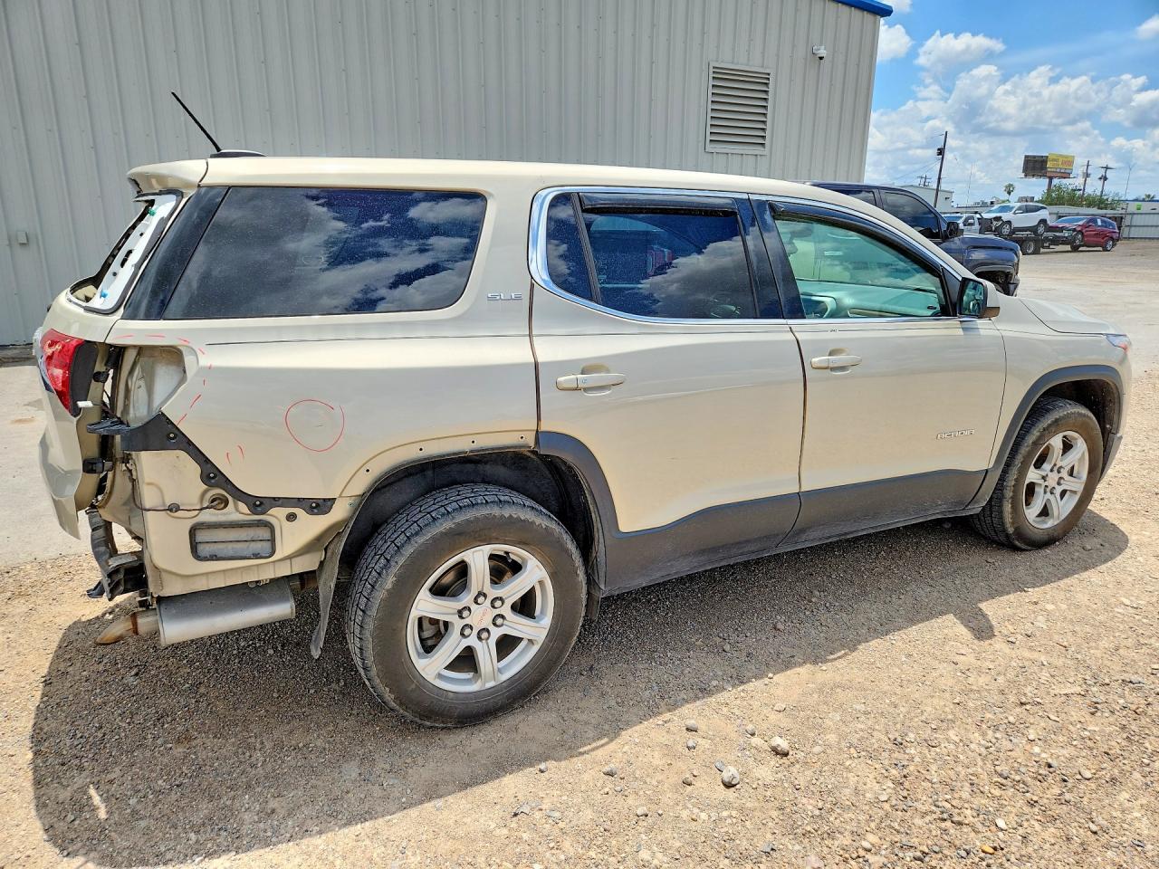 2017 GMC Acadia Sle - Image 3