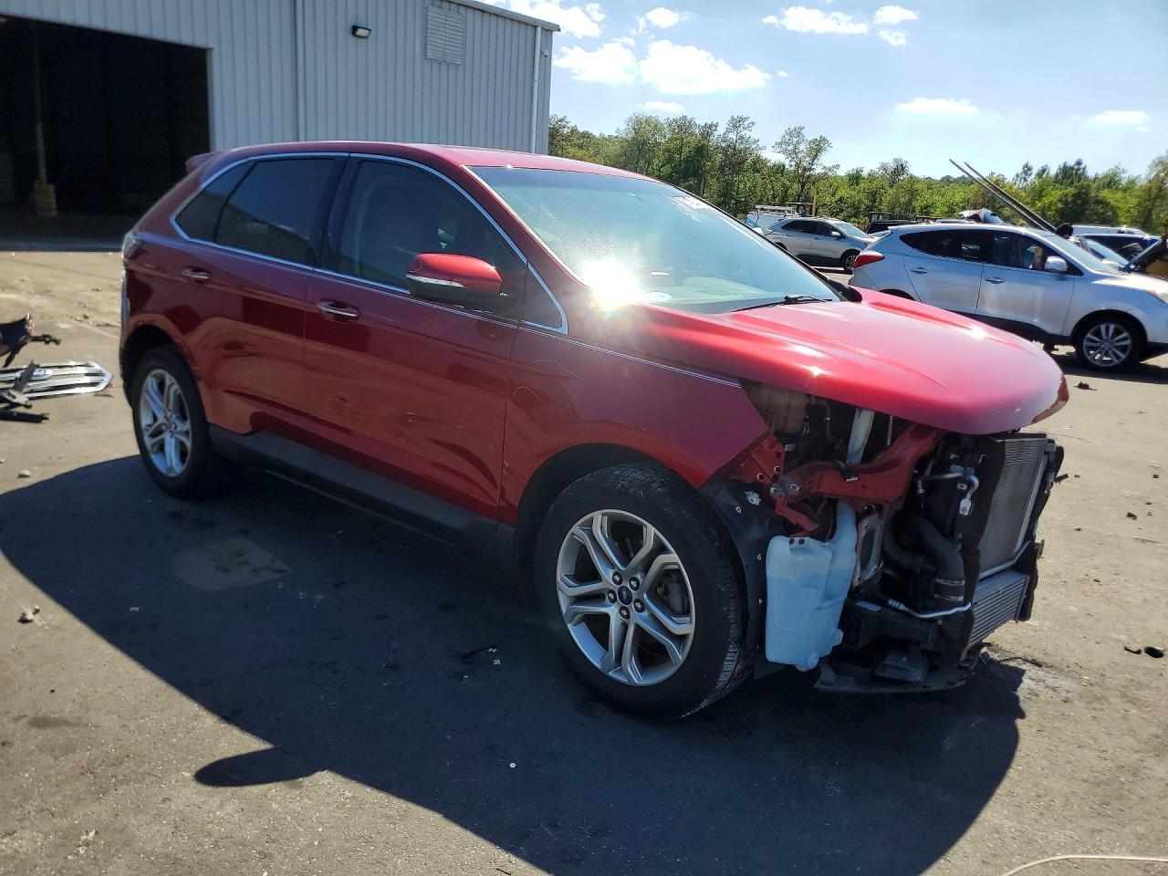 2017 Ford Edge Titanium - Image 4