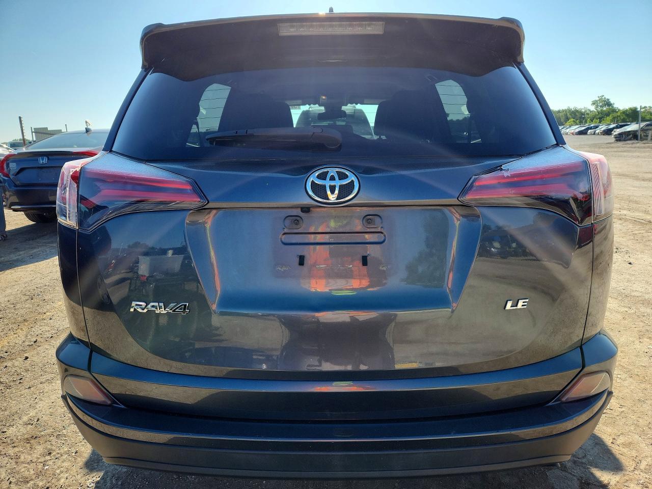 2018 Toyota Rav4 Le - Фото 6