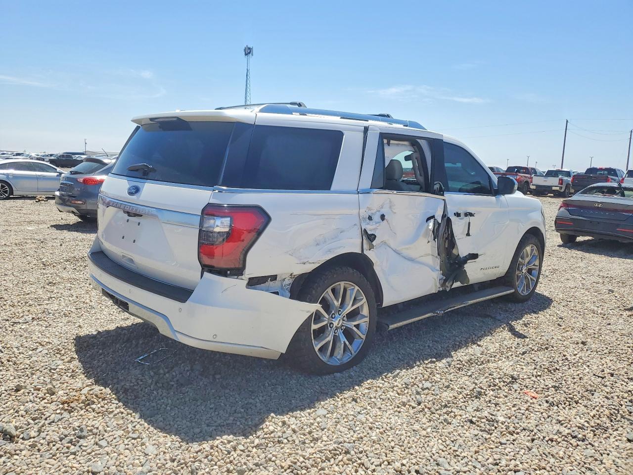 2018 Ford Expedition Platinum - Image 3