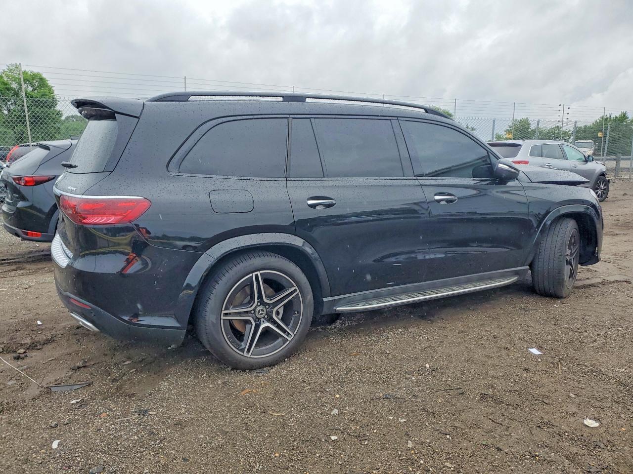 2025 Mercedes-Benz Gls 450 4Matic - Фото 3