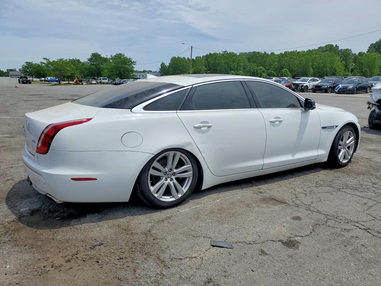 2013 Jaguar Xjl Portfolio - Image 3