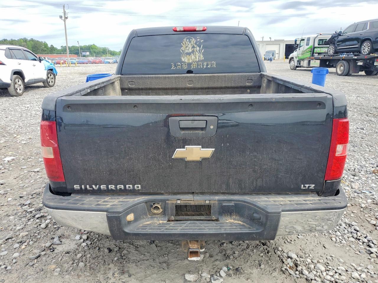 2007 Chevrolet Silverado K1500 Crew Cab - Image 6