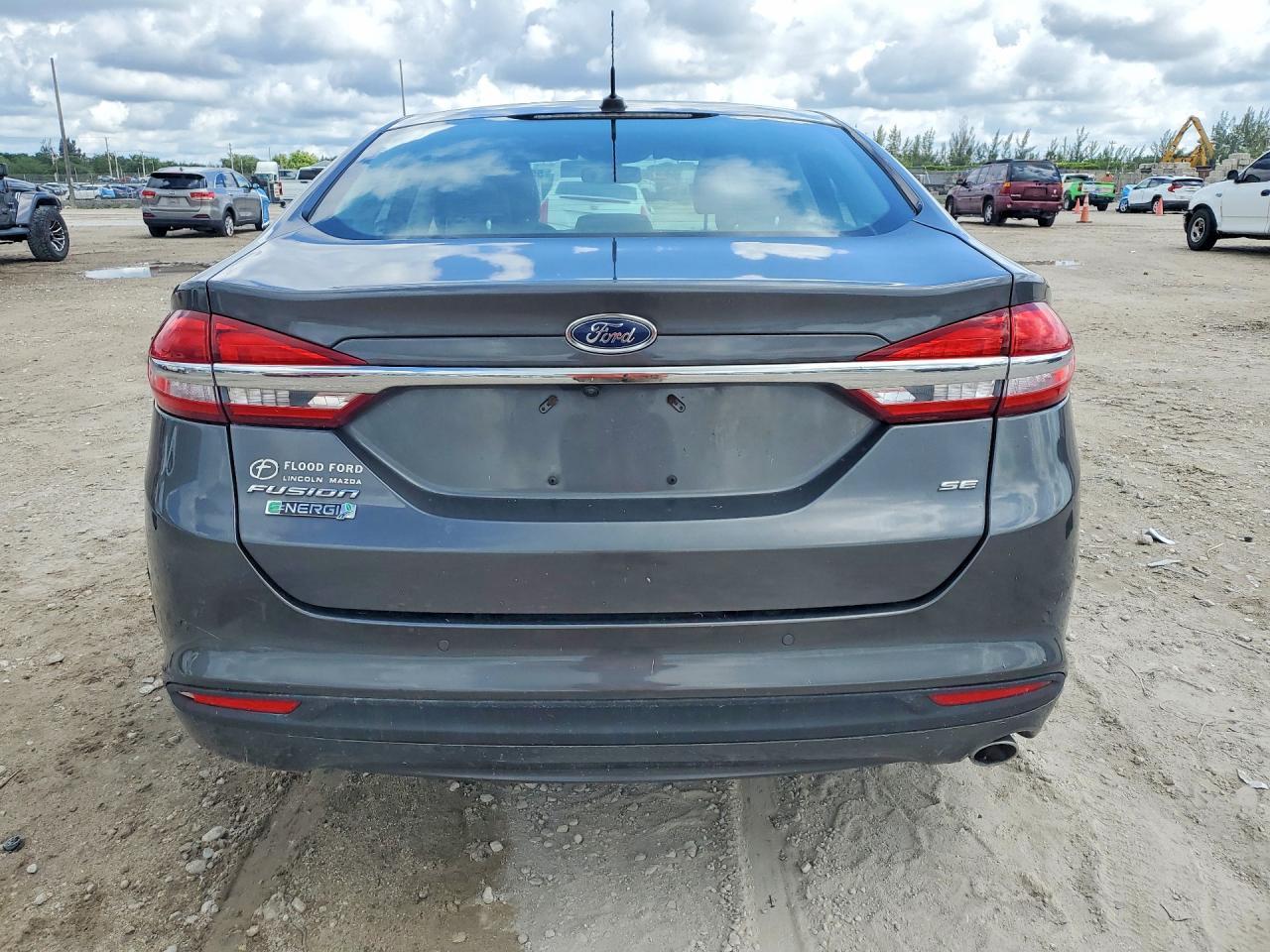 2018 Ford Fusion Se Phev - Фото 6