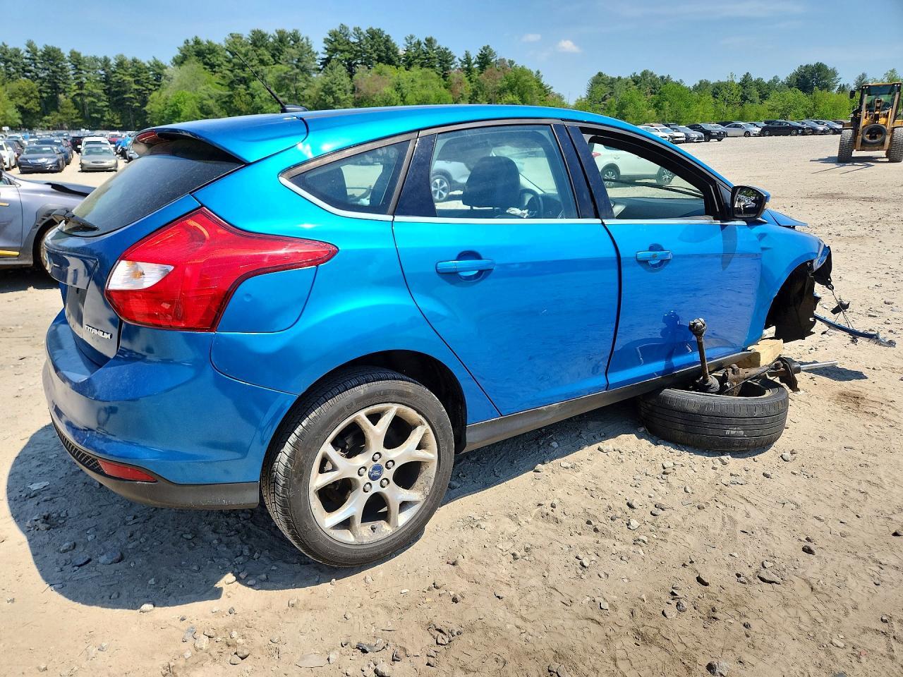 2013 Ford Focus Titanium - Фото 3